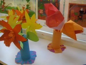 lente bloemen vouwen ruimtelijk kleuters