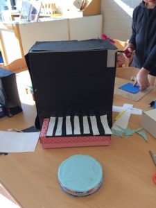 knutselen thema muziek kleuters piano