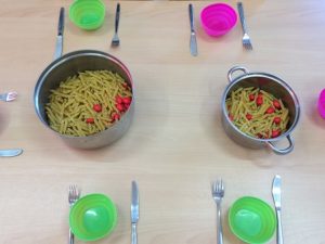 tomaten uit de pan kok spelinloop
