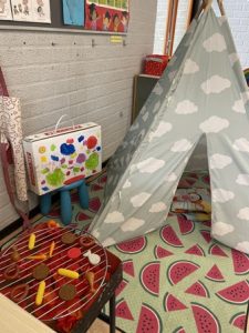 zomer kleuters spelhoek camping